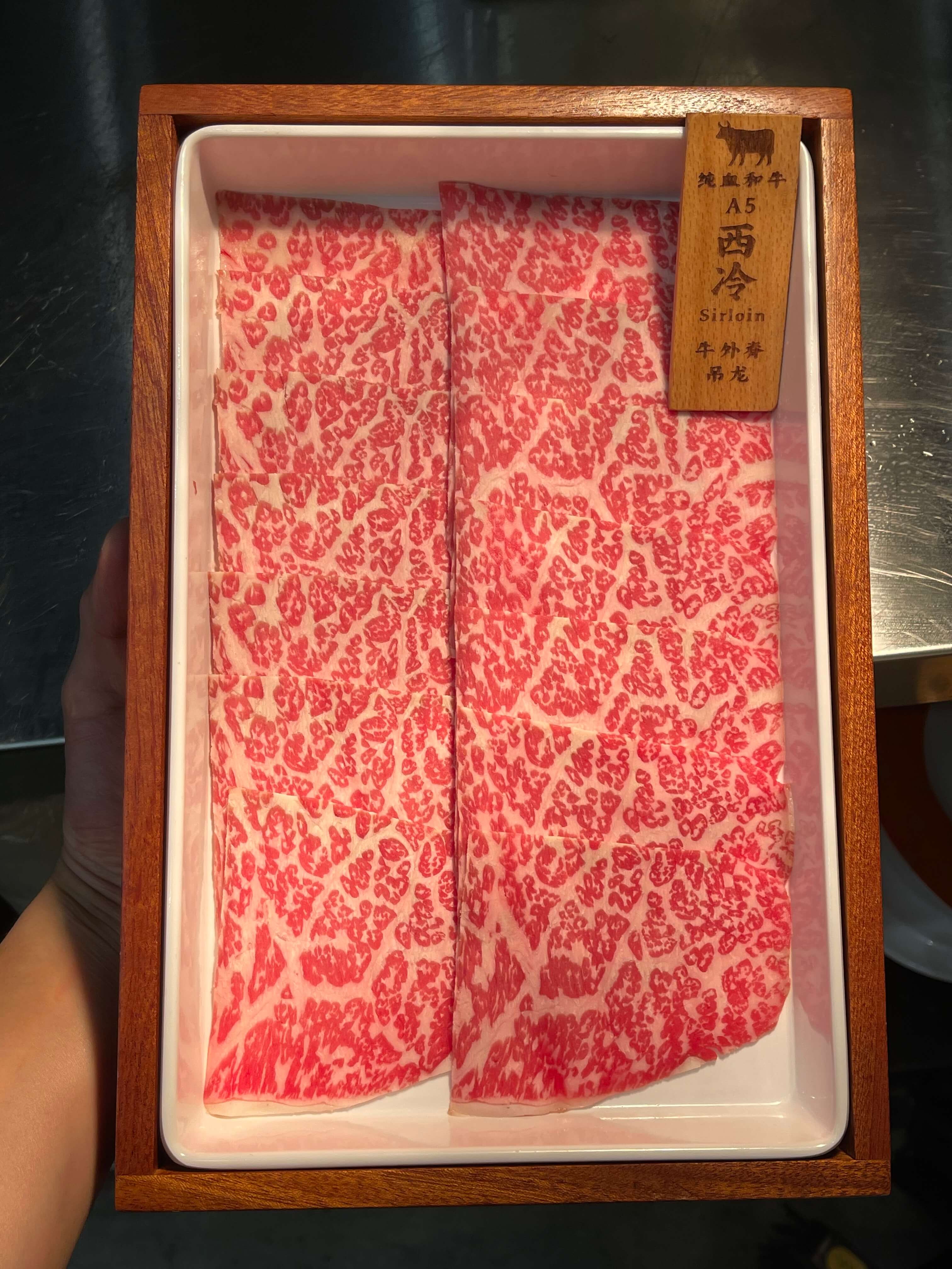 有肉实拍：纯血和牛西冷切片与细密雪花